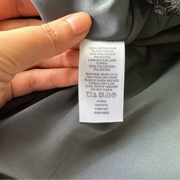 LOFT Floral Mini Skirt with Pockets - Picture 9 of 9